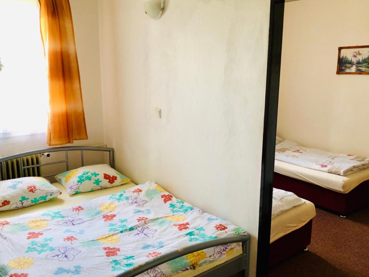 Penzion Horska Chata Svetla Tanvald Luaran gambar