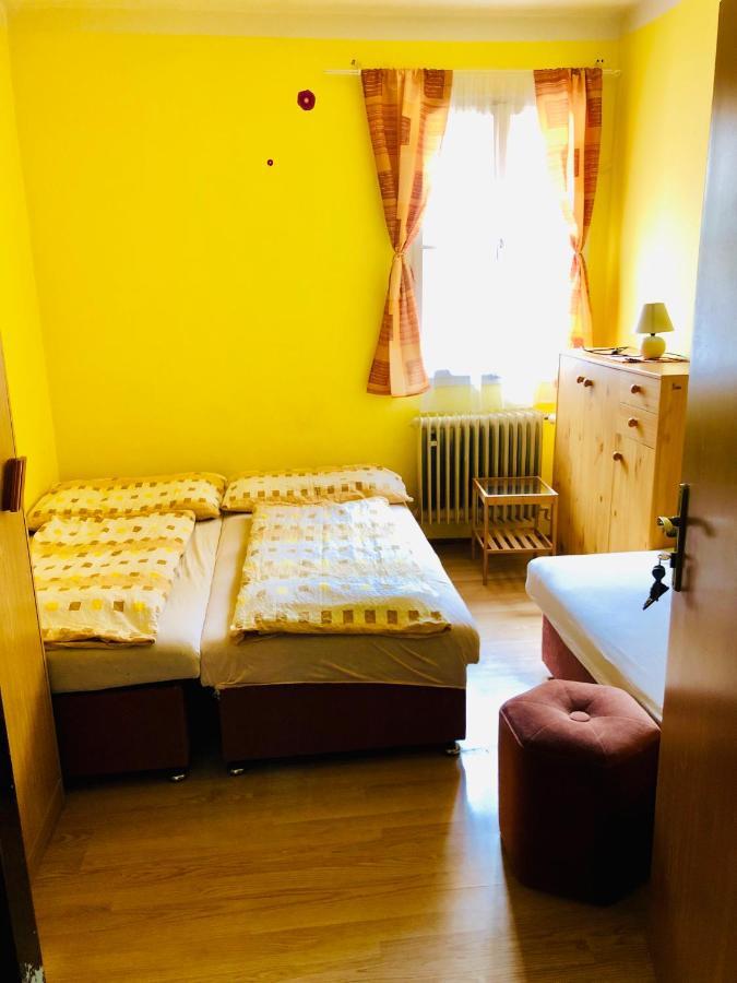 Penzion Horska Chata Svetla Tanvald Luaran gambar